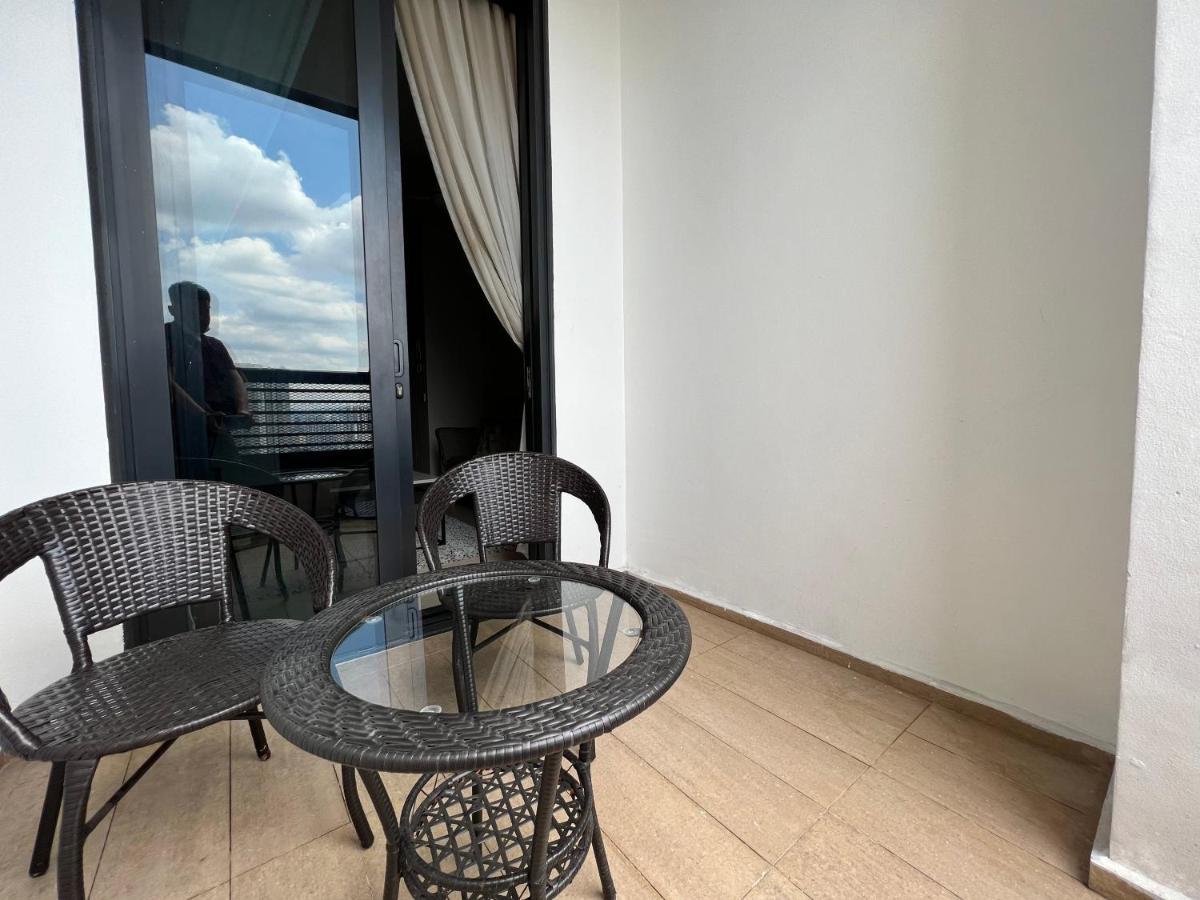 Arcoris, Mont Kiara By Mk Home Kuala Lumpur Extérieur photo
